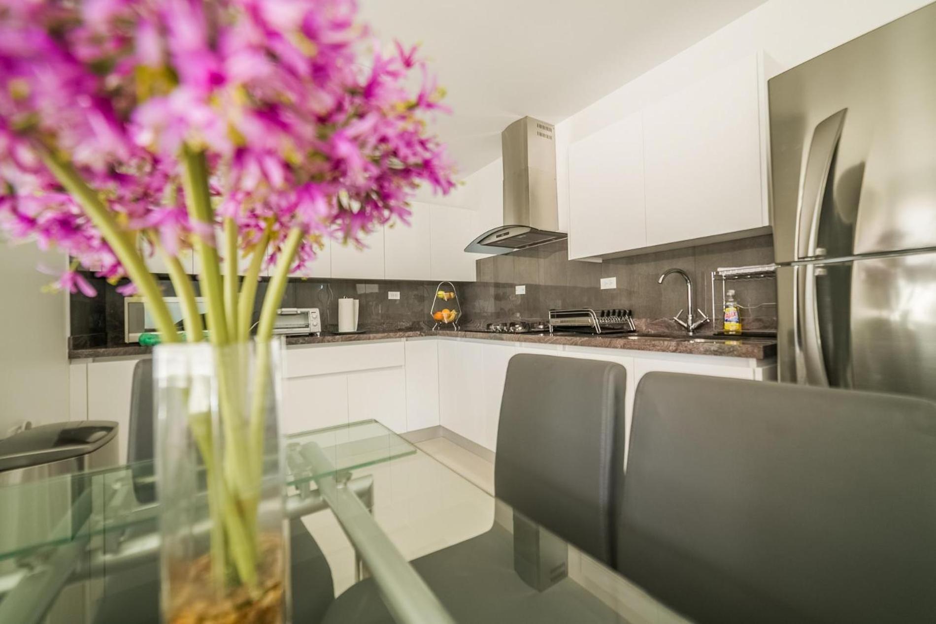 Koyari Modern Condos 9Br 7Ba Sleeps 26 W/ Pool And Roof Deck Palm Beach Bagian luar foto