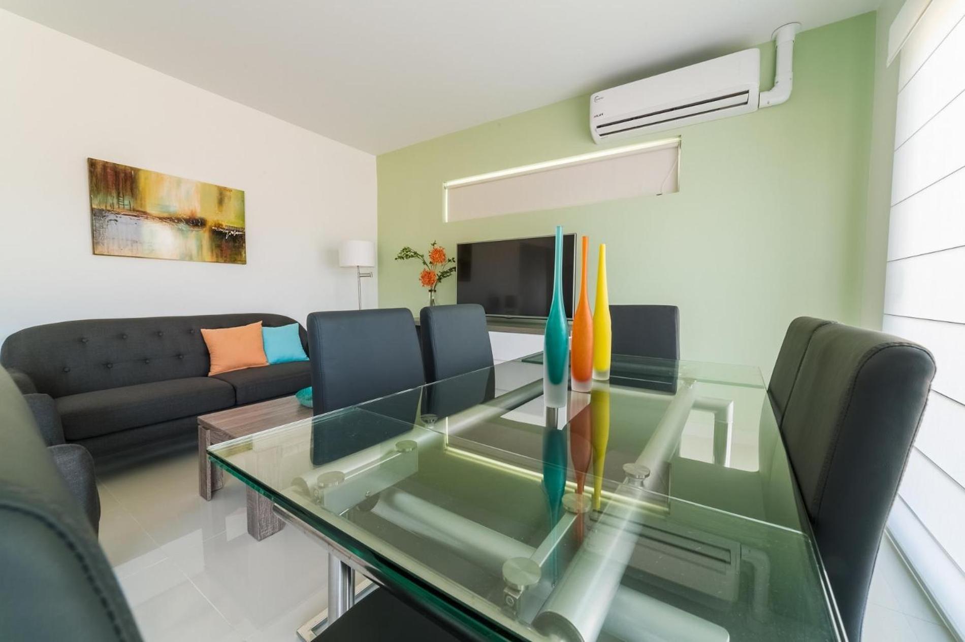 Koyari Modern Condos 9Br 7Ba Sleeps 26 W/ Pool And Roof Deck Palm Beach Bagian luar foto